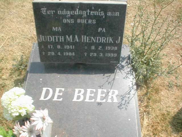 BEER Hendrik J., de 1938-1999 &amp; Judith M.A. 1941-1984