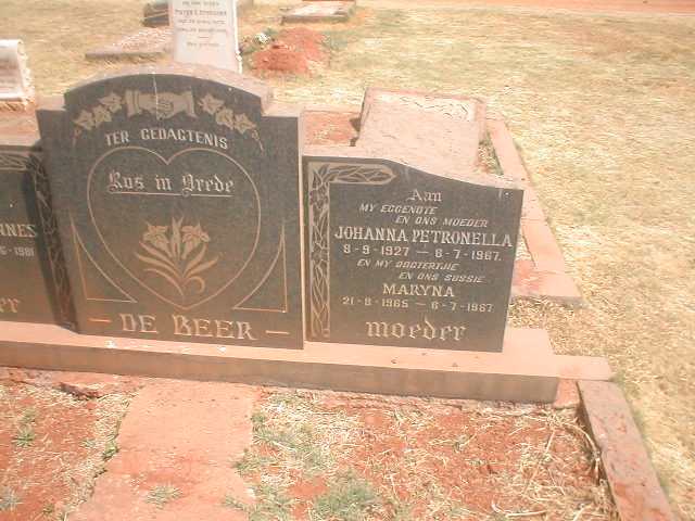 BEER Johanna Petronella, de 1927-1967, DE BEER Maryna  1965-1967
