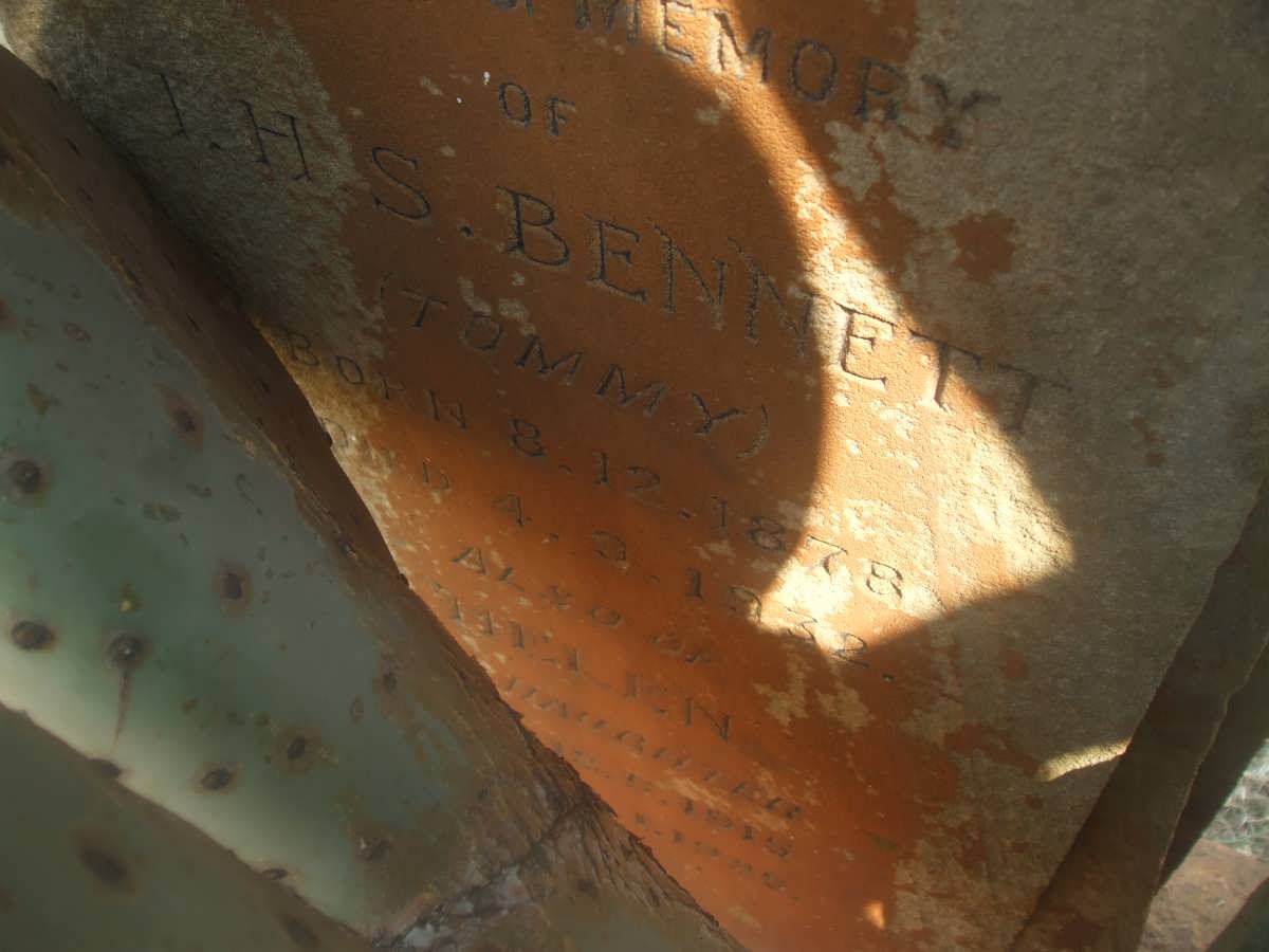 BENNETT T.H.S. 1878-1932
