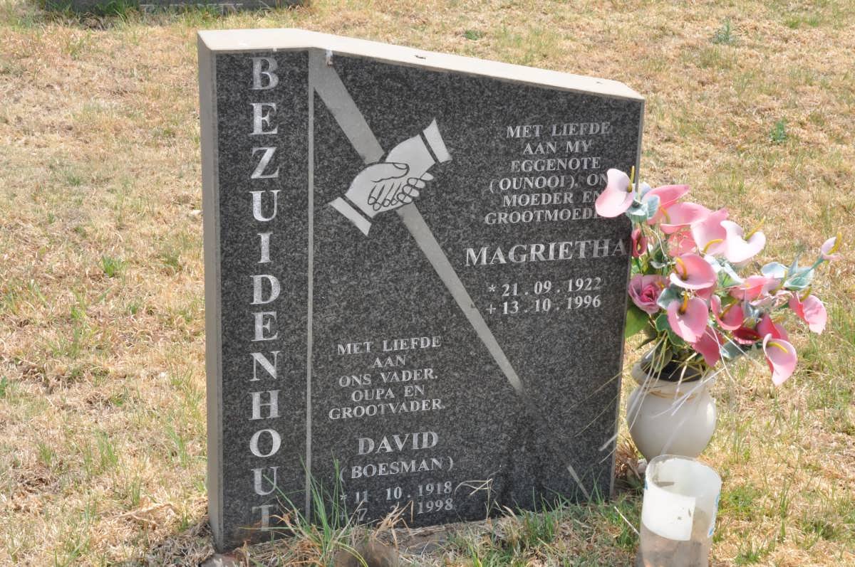 BEZUIDENHOUT David 1918-1998 &amp; Magrietha 1922-1996
