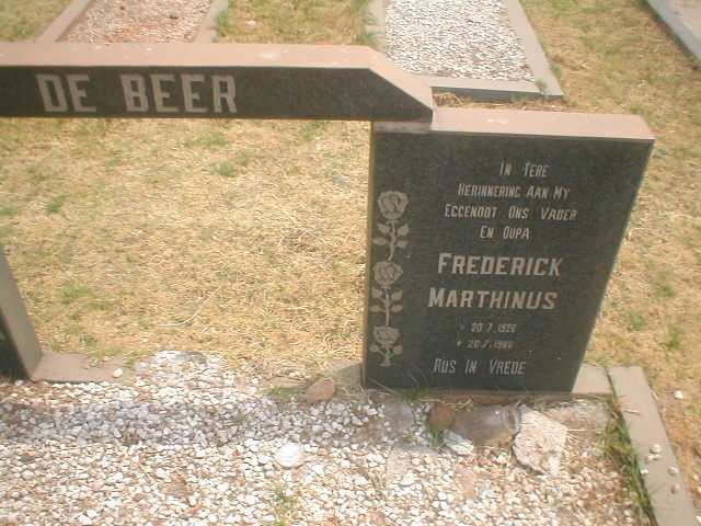 BEER Frederick Marthinus, de 1926-1986