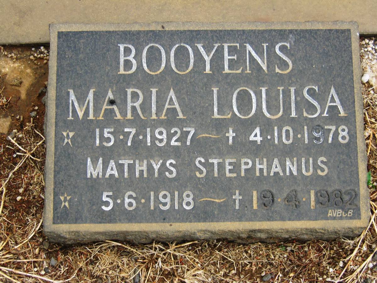 BOOYENS Mathys Stephanus 1918-1982 &amp; Maria Louisa 1927-1978