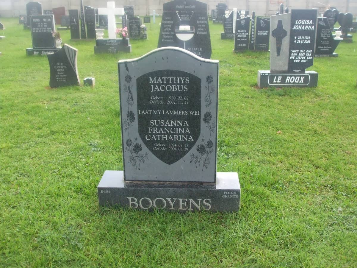 BOOYENS Matthys Jacobus 1920-2002 &amp; Susanna Francina Catharina 1924-2004