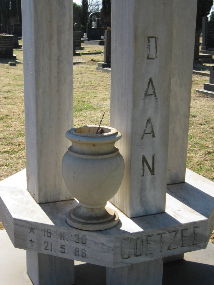 COETZEE Daan 1930-1986
