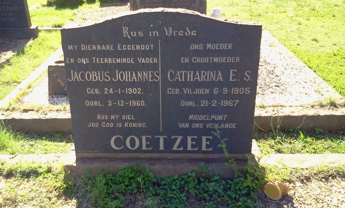 COETZEE Jacobus Johannes 1902-1960 &amp; Catharina E.S. VILJOEN 1905-1967