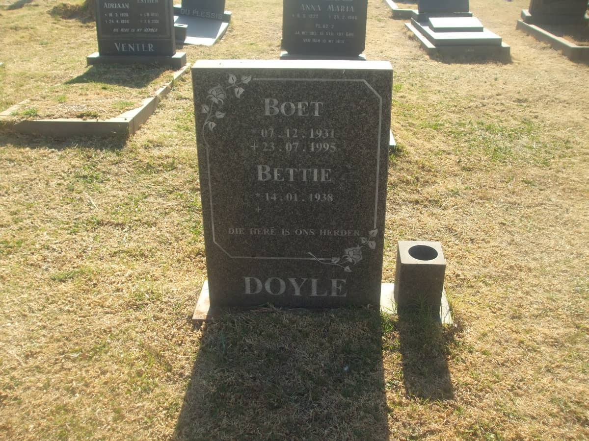 DOYLE Boet 1931-1995 &amp; Bettie 1938-