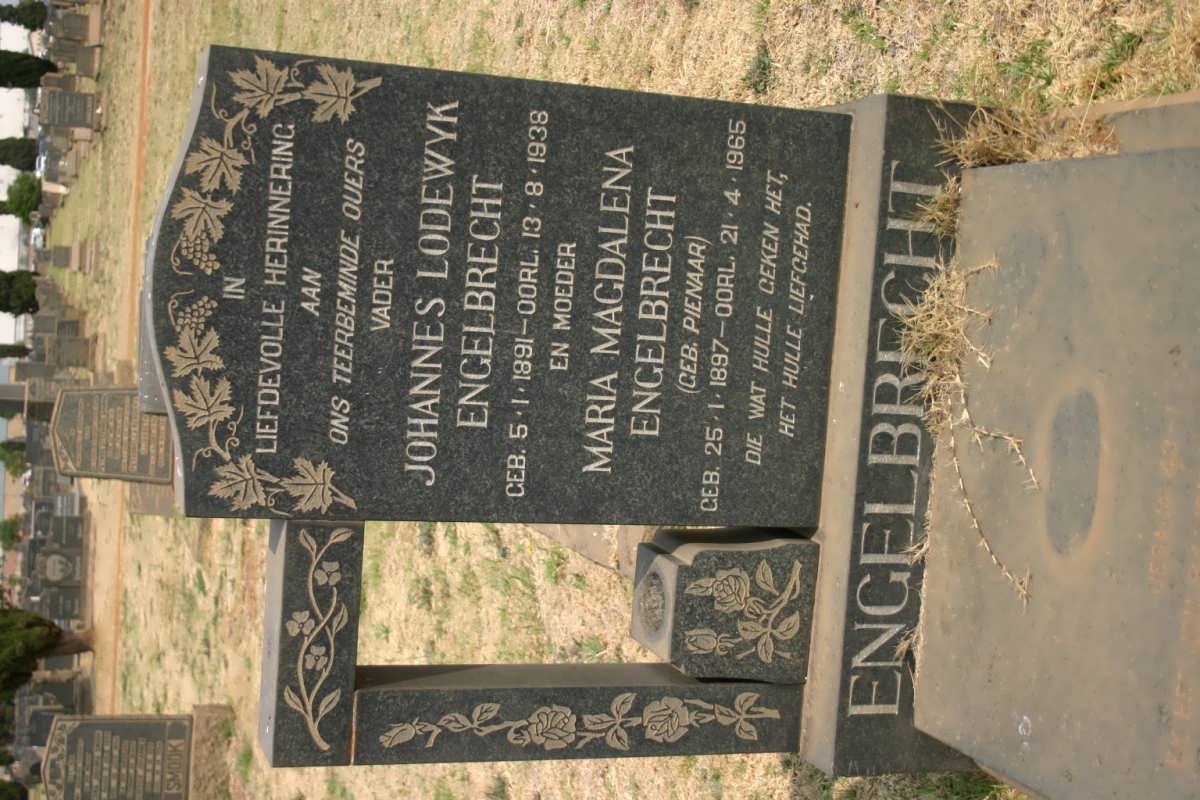 ENGELBRECHT Johannes Lodewyk 1891-1938 &amp; Maria Magdalena PIENAAR 1897-1965