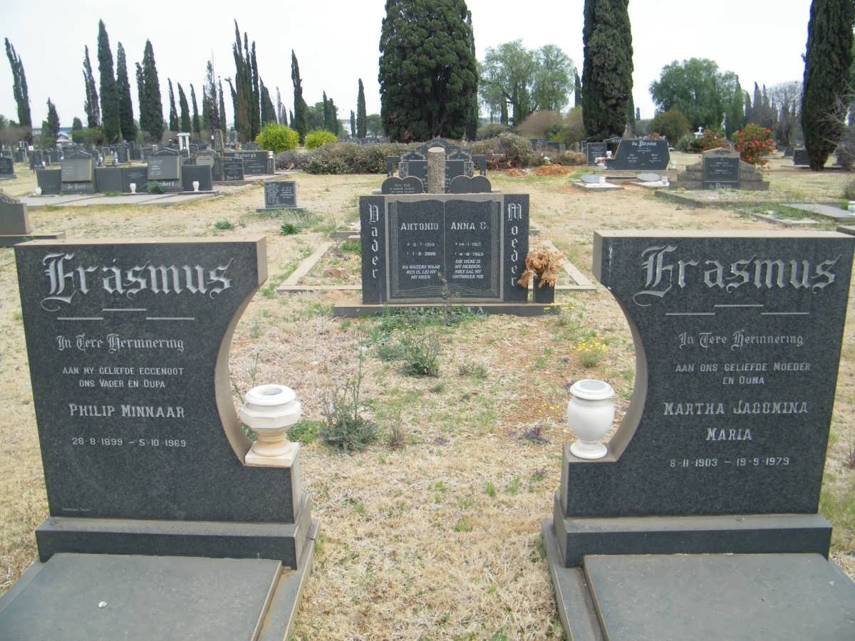 ERASMUS Philip Minnaar 1899-1969 &amp; Martha Jacomina Maria 1903-1979