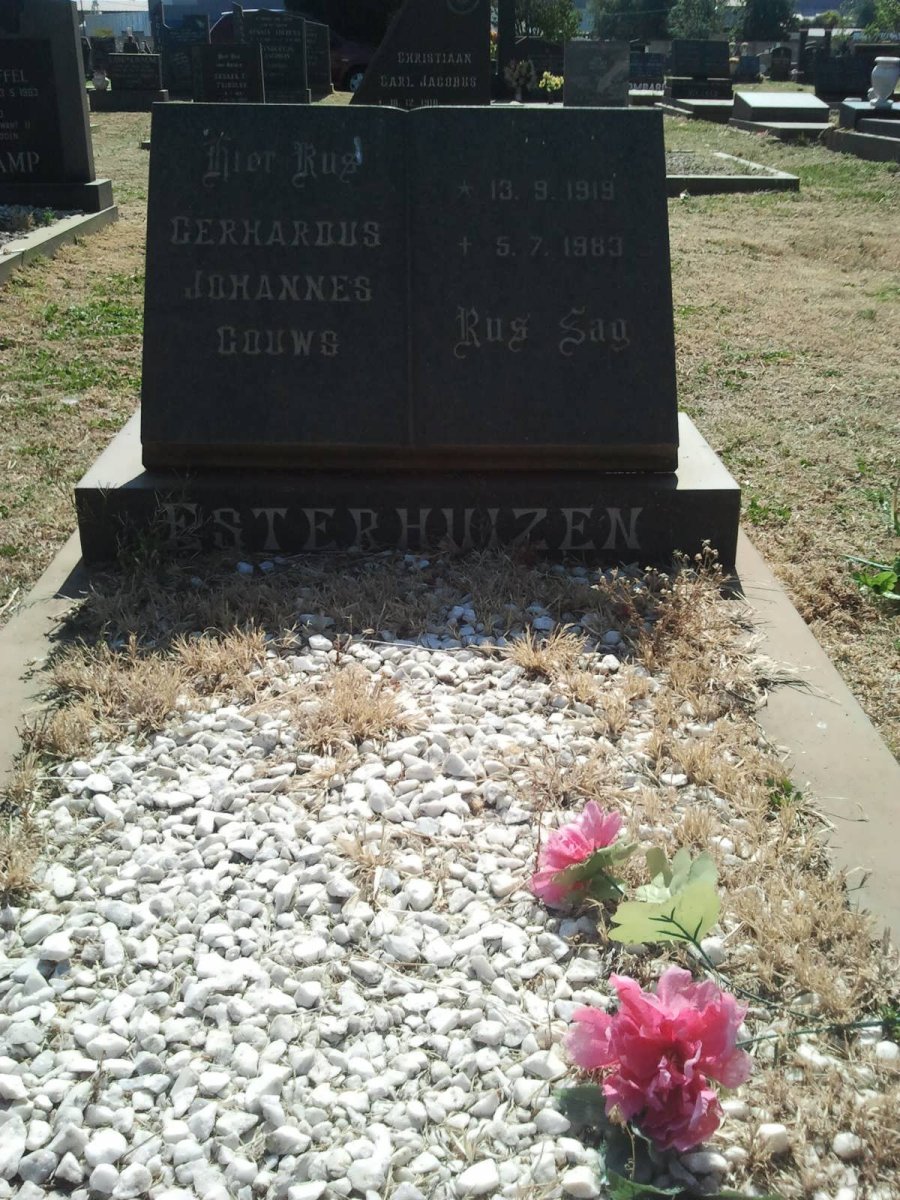 ESTERHUIZEN Gerhardus Johannes Gouws 1919-1983
