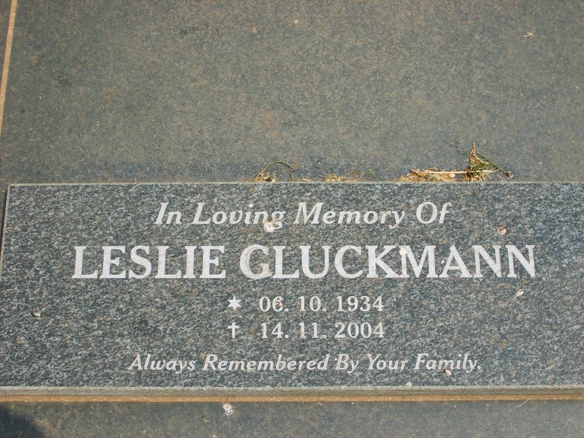 GLUCKMANN Leslie 1934-2004