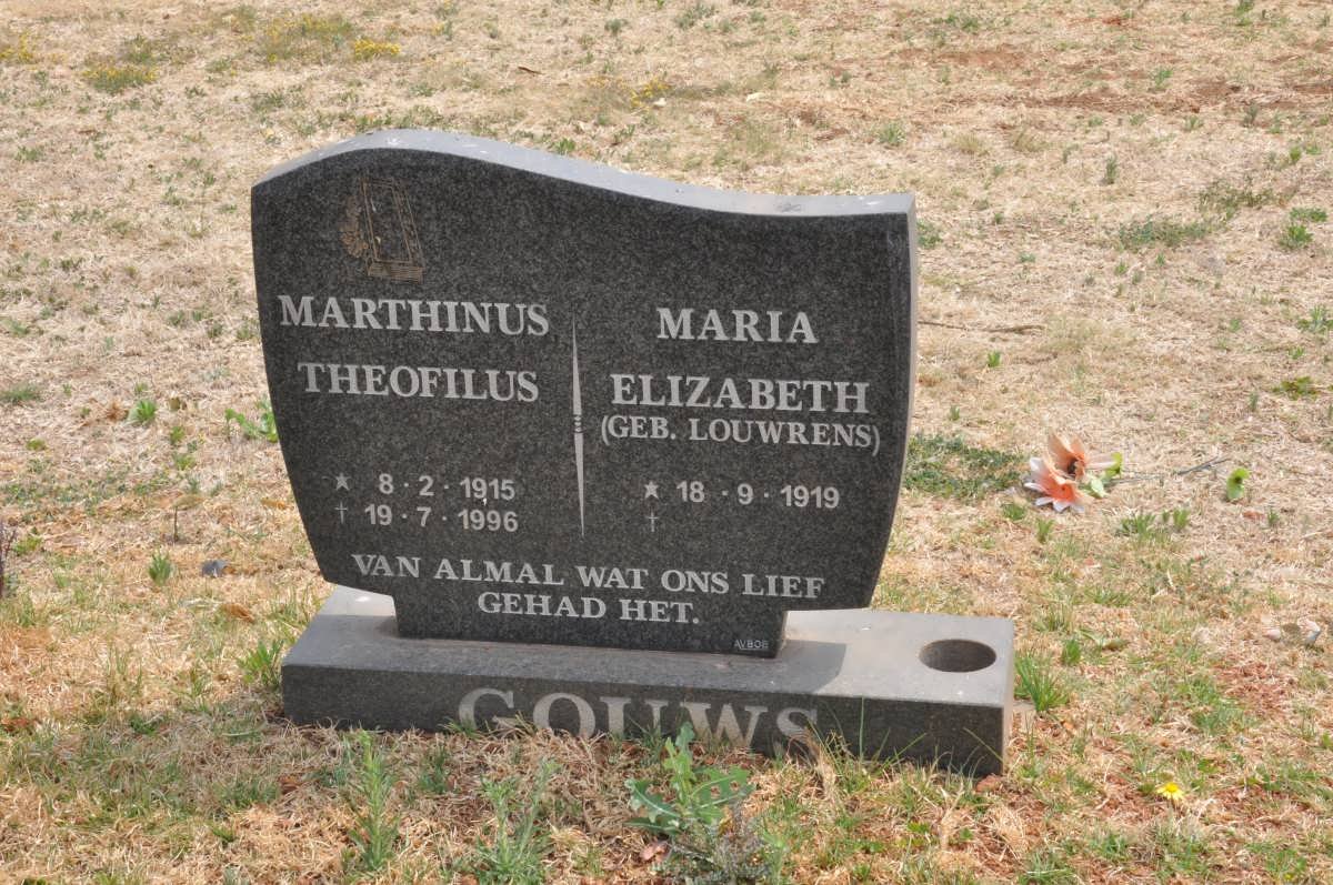 GOUWS Marthinus Theofilus 1915-1996 &amp; Maria Elizabeth LOUWRENS 1919-
