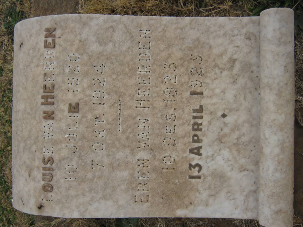 HEERDEN Louise, van 1920-1924 :: HEERDEN Eren, van 1923-1925