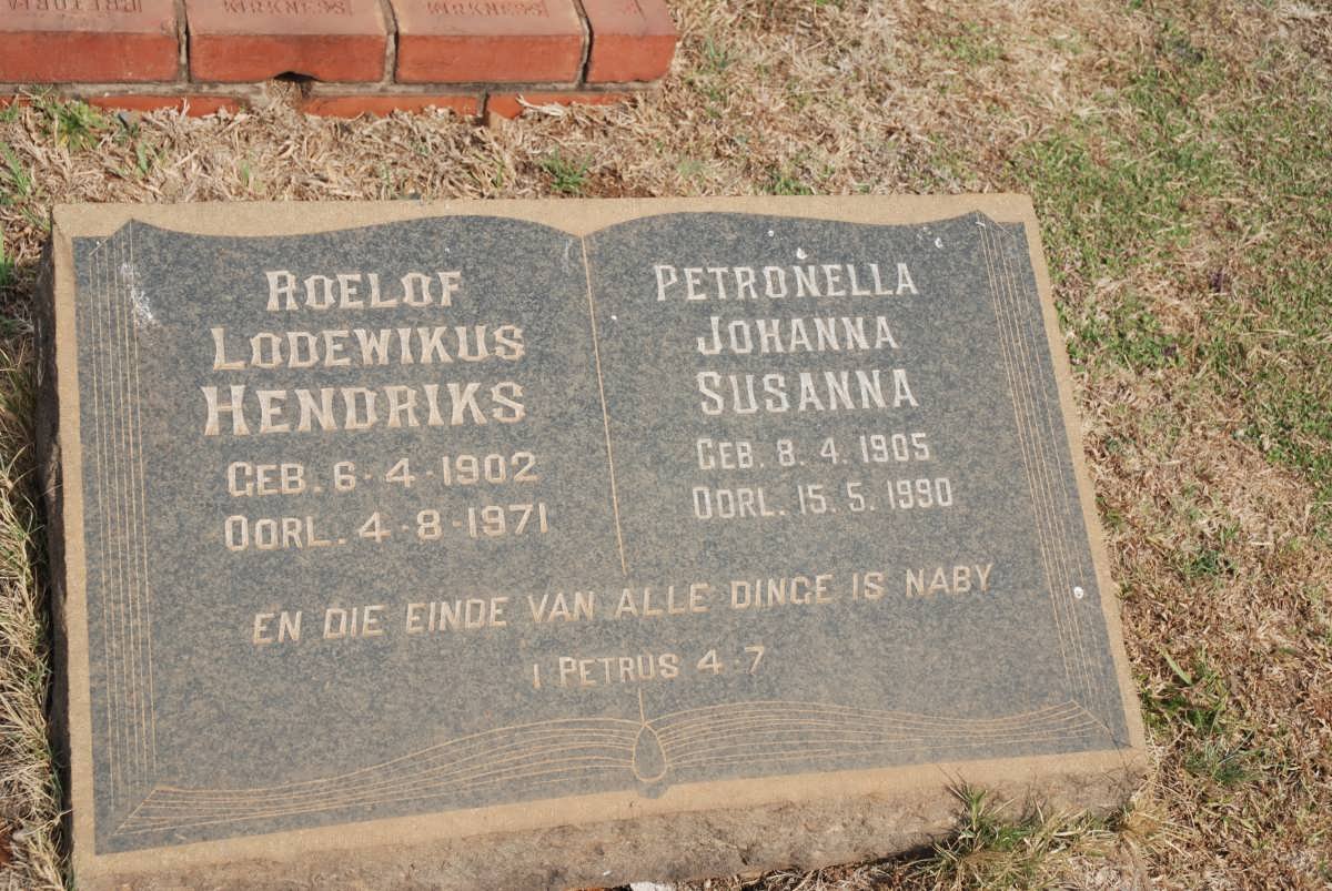 HENDRIKS Roelof Lodewikus 1902-1971 &amp; Petronella Johanna Susanna 1905-1990