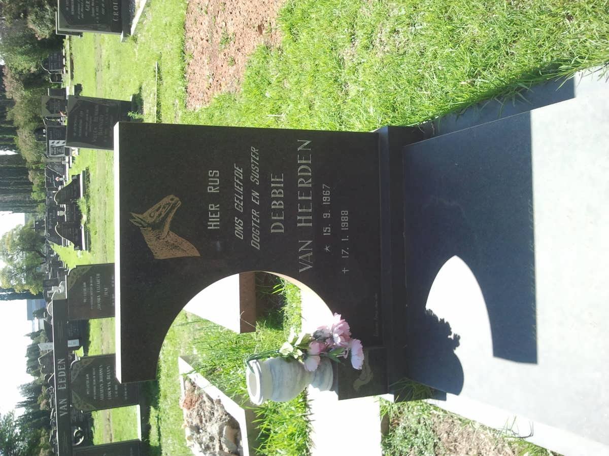 HEERDEN Debbie, van 1967-1988