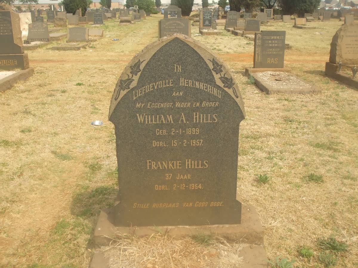 HILLS William A. 1899-1957 :: HILLS Frankie -1954