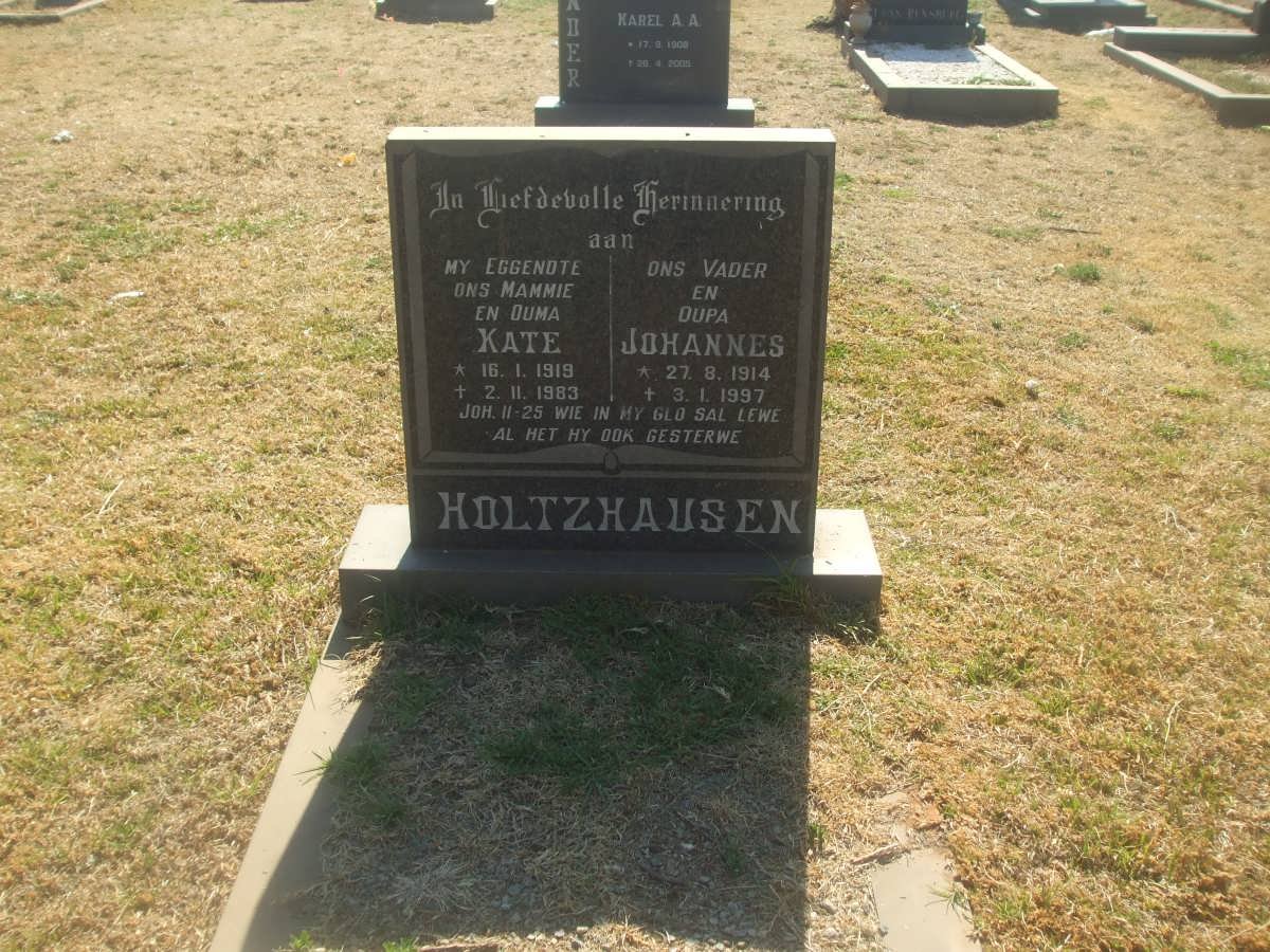 HOLTZHAUSEN Johannes 1914-1997 &amp; Kate 1919-1983