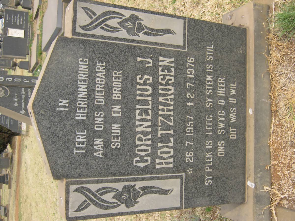 HOLTZHAUSEN Cornelius J. 1957-1976