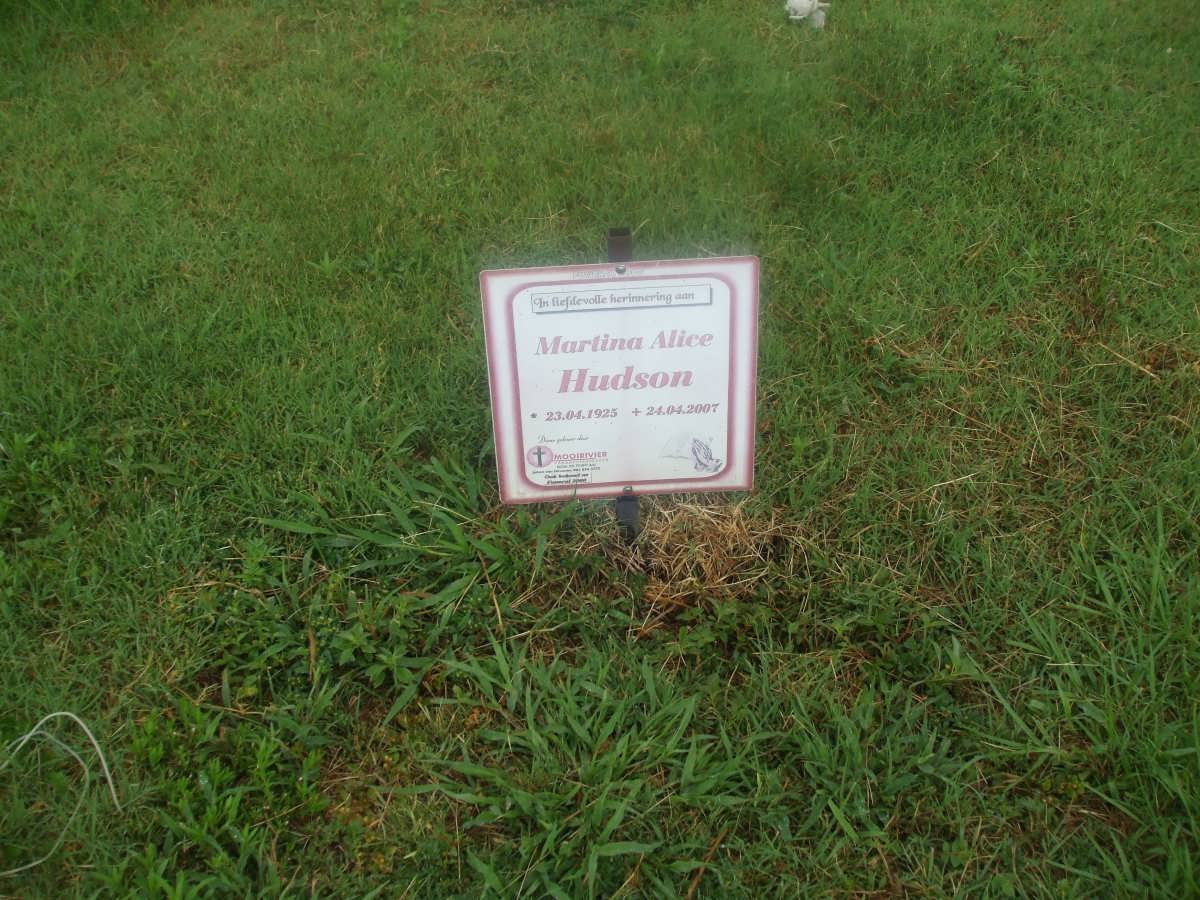 HUDSON Martina Alice 1925-2007