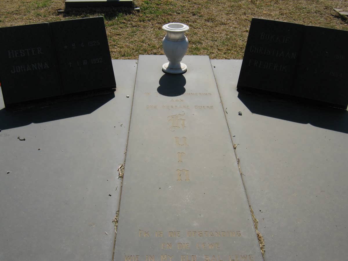 HURN Christiaan Frederik 1918-1984 &amp; Hester Johanna 1925-1992