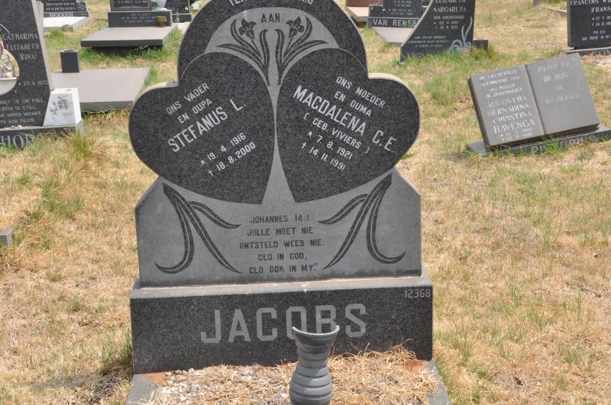 JACOBS Stefanus L. 1916-2000 &amp; Magdalena C.E. VIVIERS 1921-1991