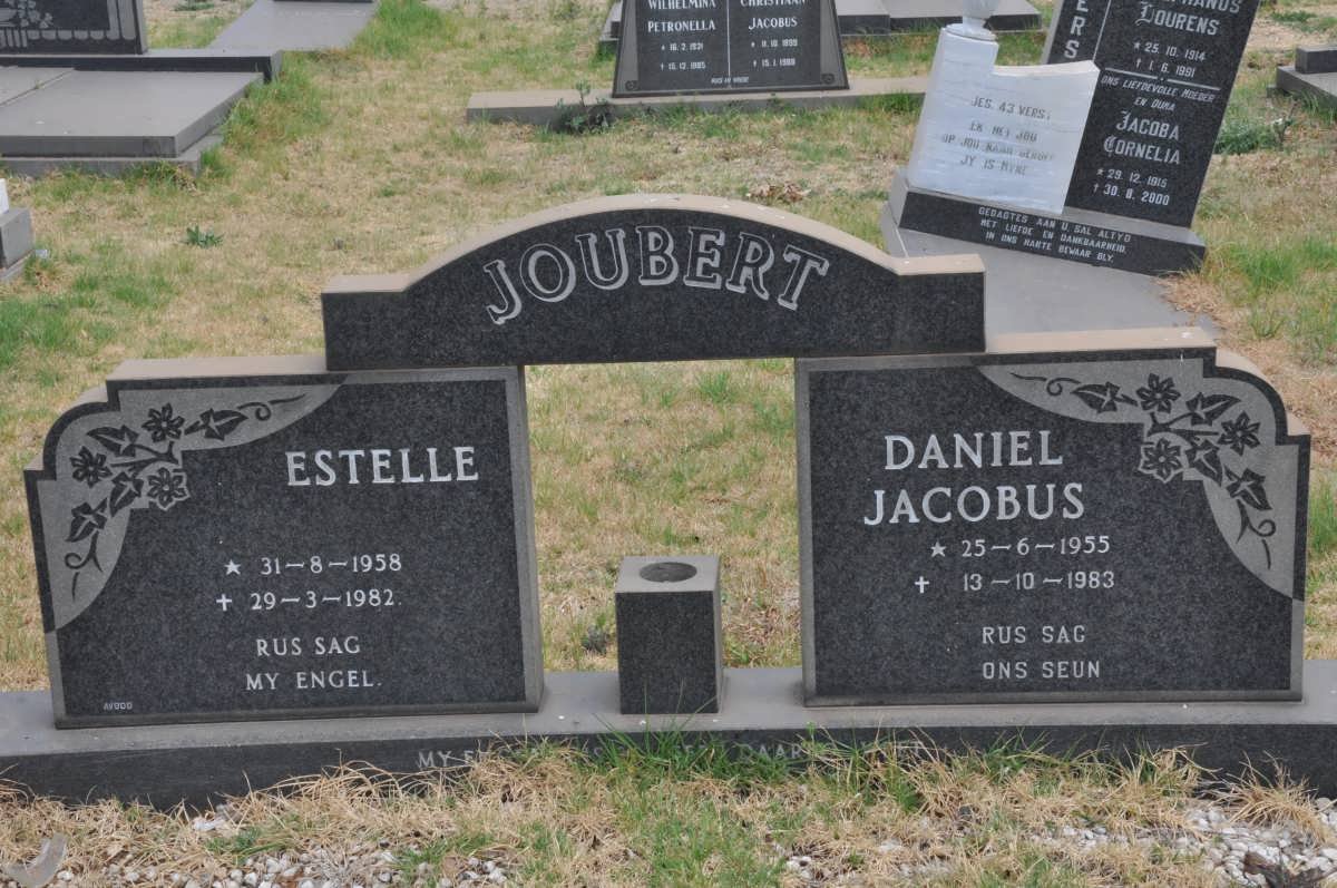 JOUBERT Daniel Jacobus 1955-1983 &amp; Estelle 1958-1982