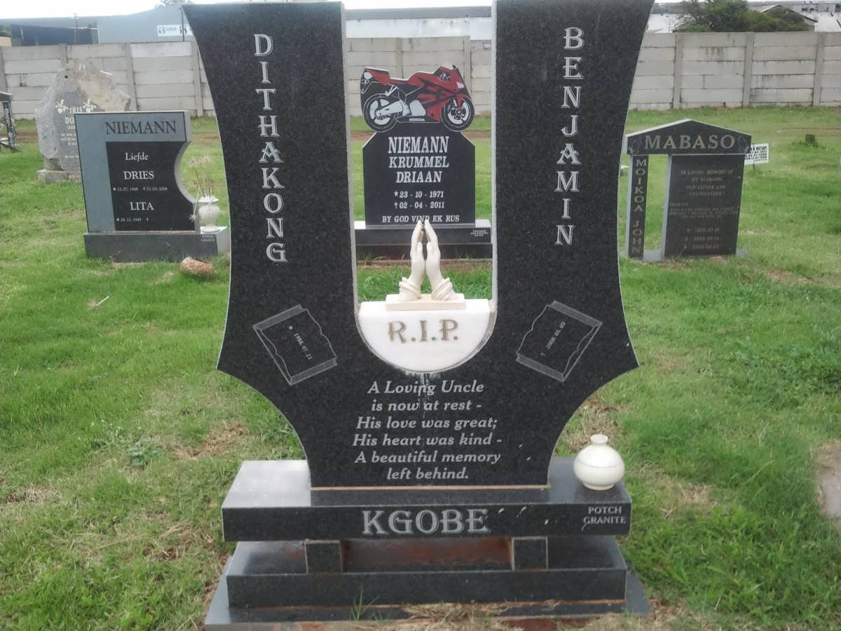 KGOBE Dithakong Benjamin 19??-200?