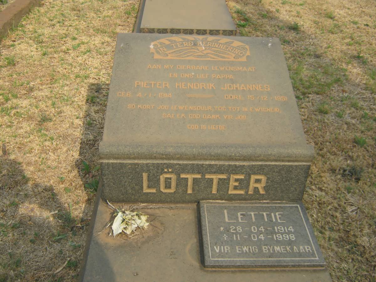 LÖTTER Pieter Hendrik Johannes 1914-1951 &amp; Lettie 1914-1998
