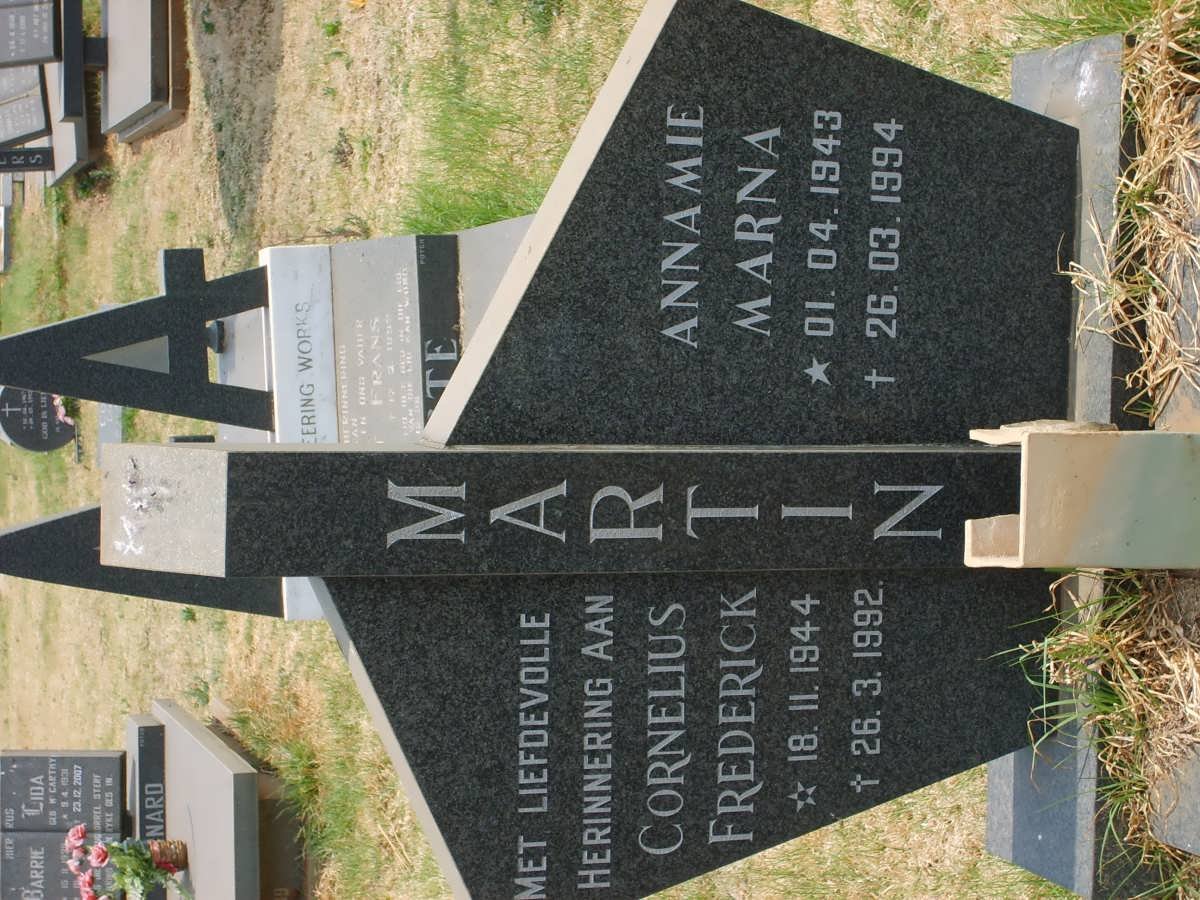 MARTIN Cornelius Frederick 1944-1992 &amp; Annamie Marna 1943-1994