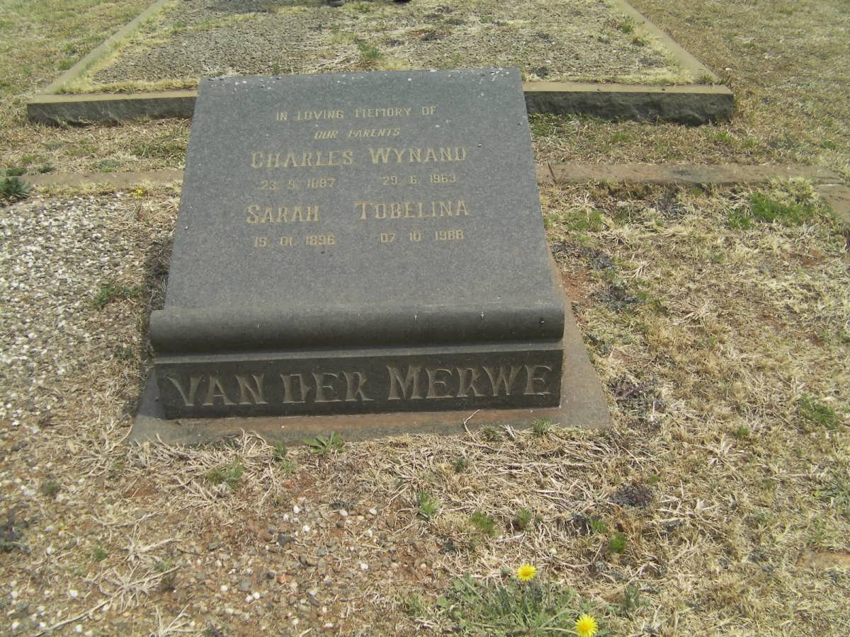 MERWE Charles Wynand, van der 1887-1963 &amp; Sarah Tobelina 1896-1988