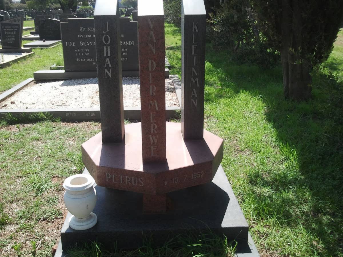 MERWE Petrus, van der 1952-
