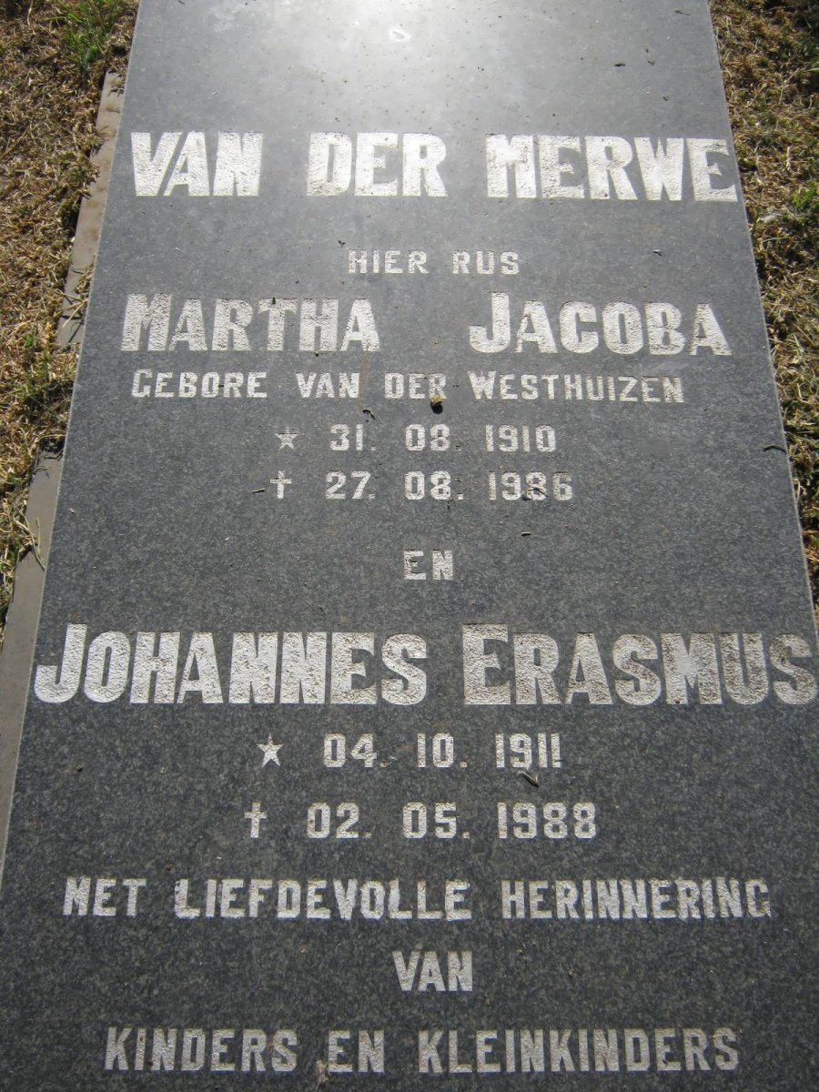 MERWE Johannes Erasmus, van der 1911-1988 &amp; Martha Jacoba VAN DER WESTHUIZEN 1910-1986