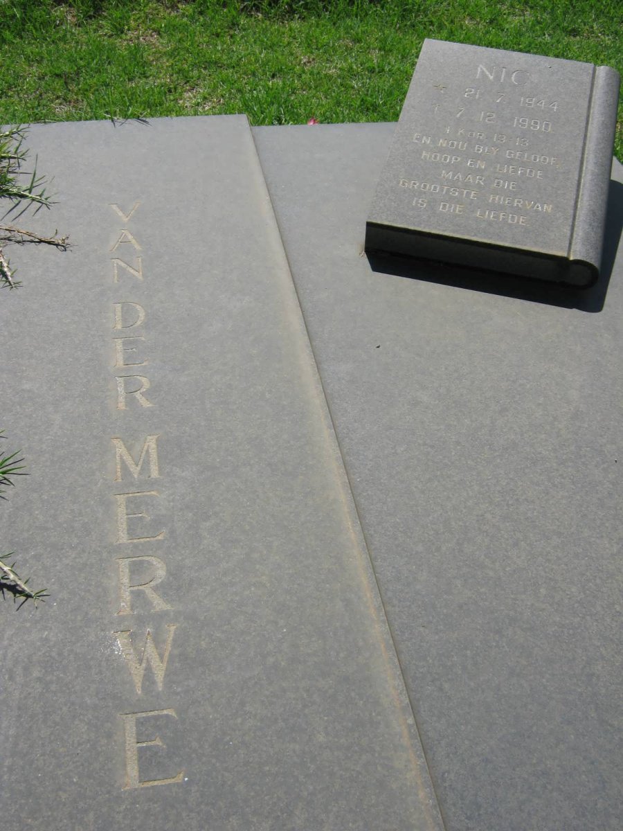 MERWE Nic, van der 1944-1990