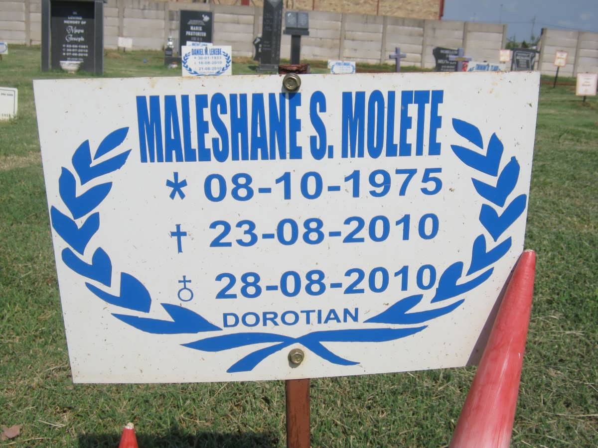 MOLETE Maleshane S. 1975-2010