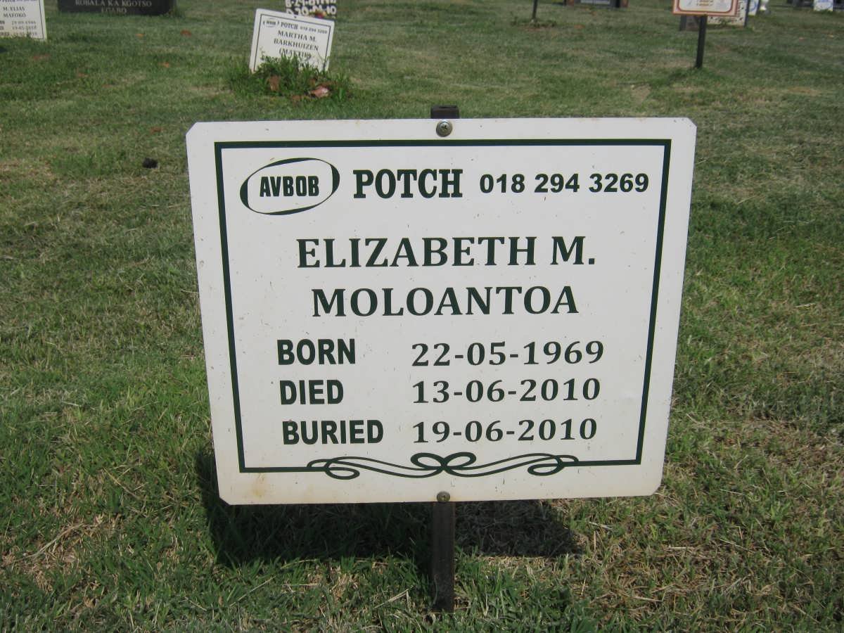 MOLOANTOA Elizabeth M. 1969-2010