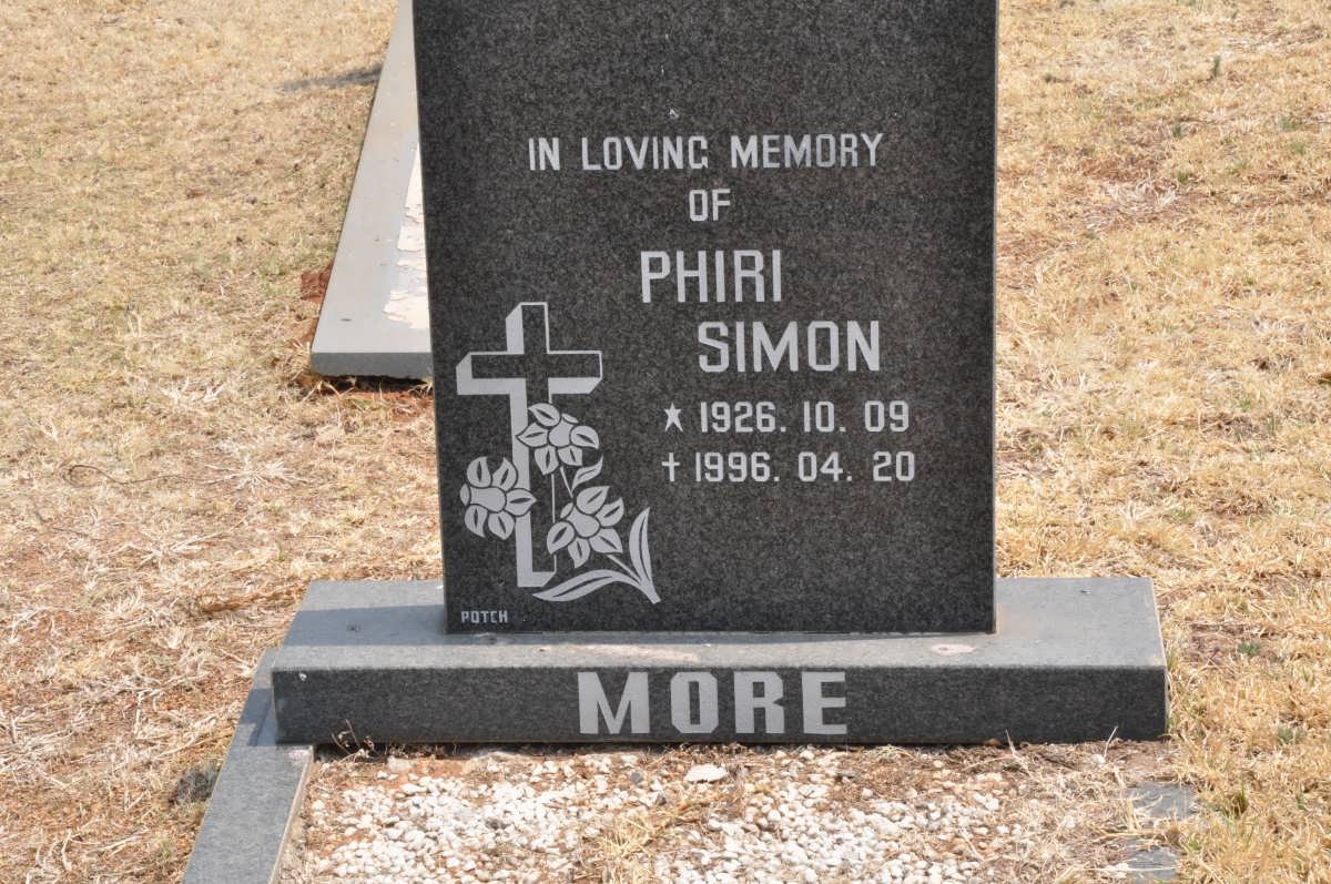 MORE Phiri Simon 1926-1996