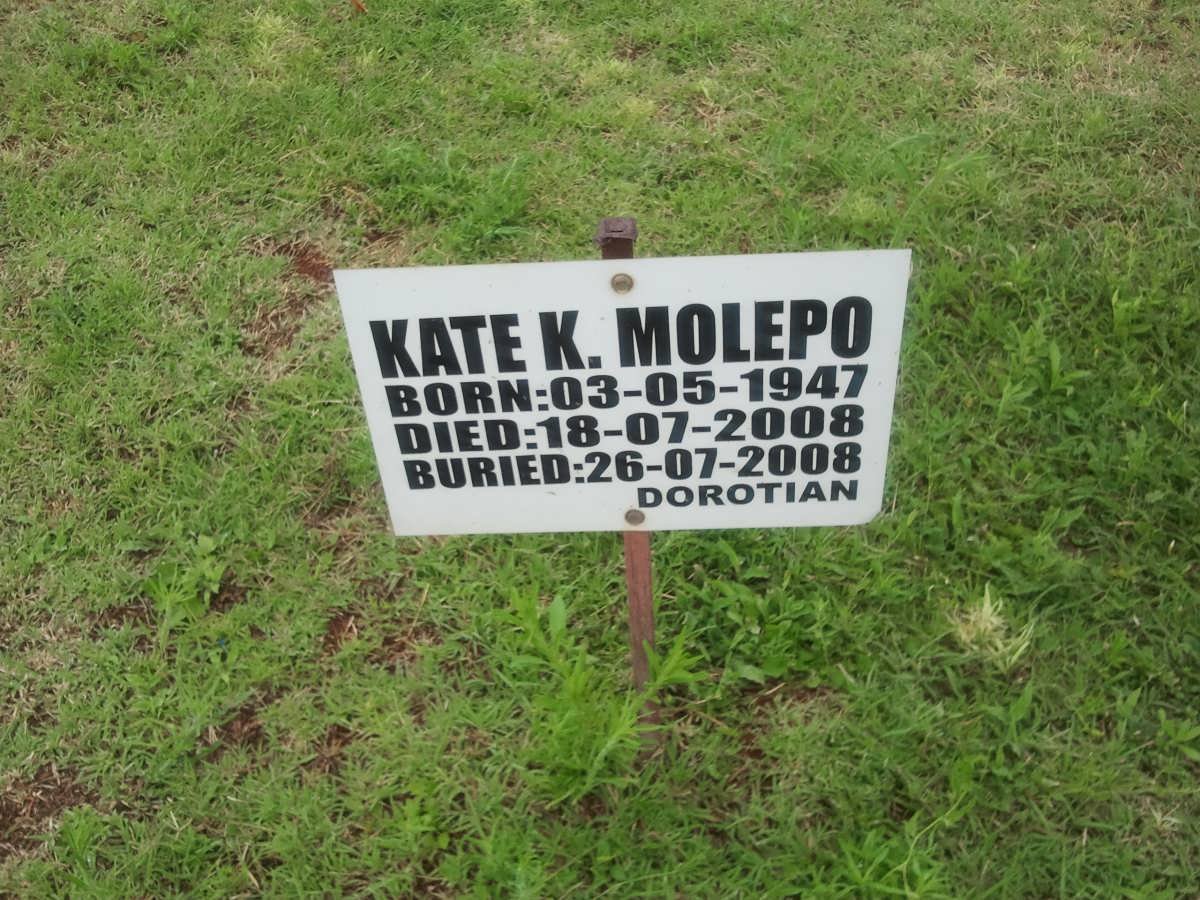 MOLEPO Kate K. 1947-2008