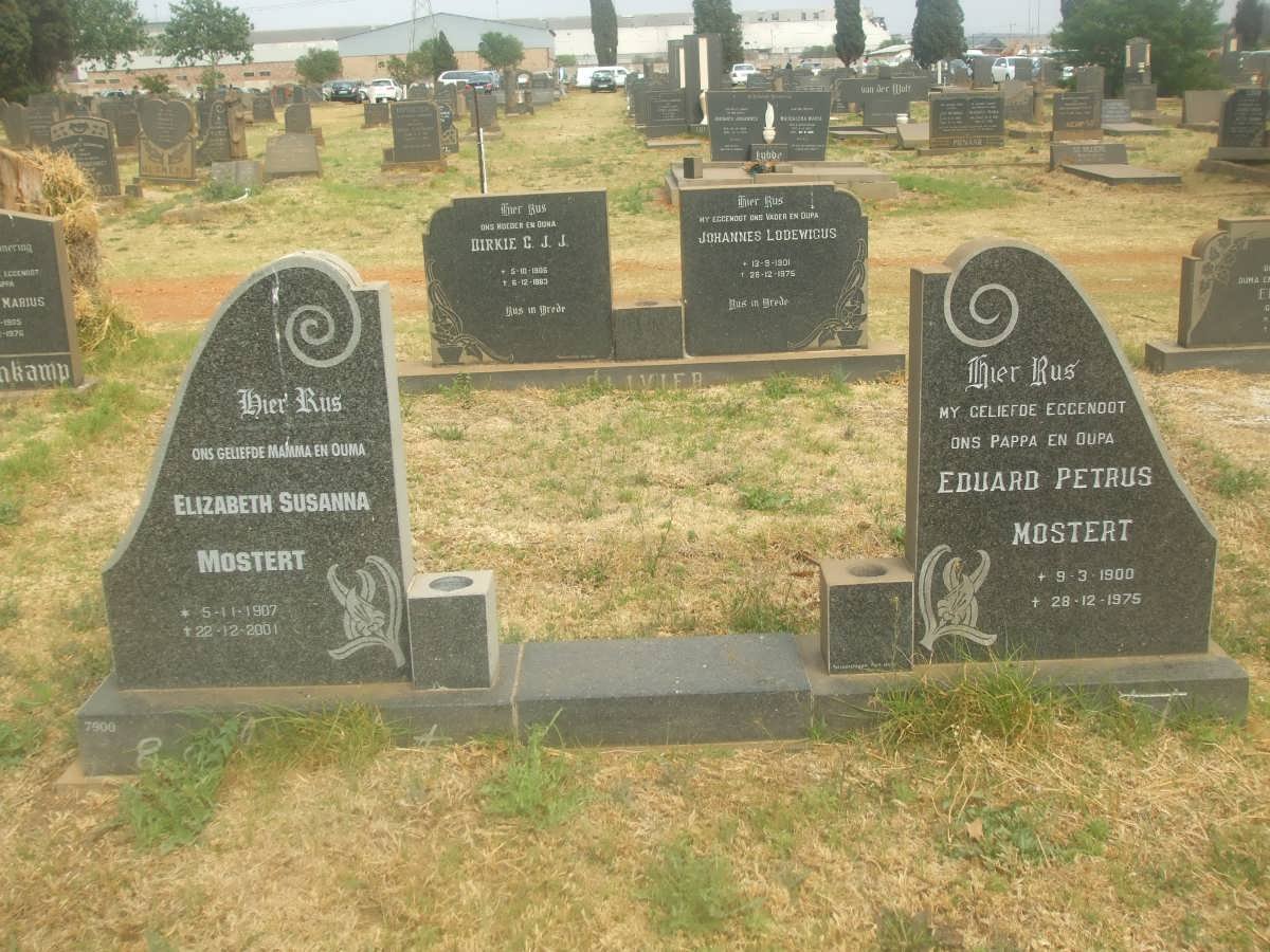MOSTERT Eduard Petrus 1900-1975 &amp; Elizabeth Susanna 1907-2001