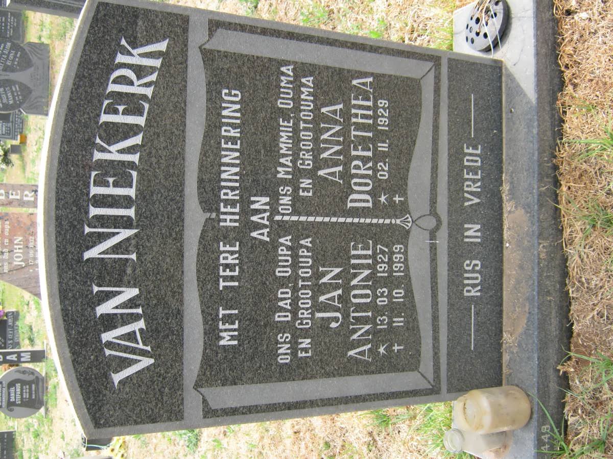 NIEKERK Jan Antonie, van 1927-1999 &amp; Anna Dorethea 1929-