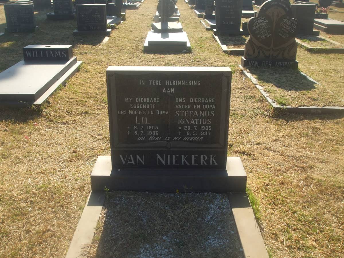 NIEKERK Stefanus Ignatius, van 1909-1997 &amp; Lil 1905-1986
