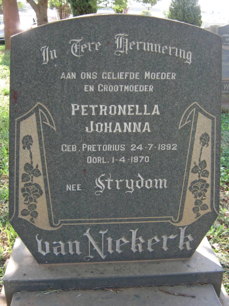 NIEKERK Petronella Johanna, van nee STRYDOM 1892-1970