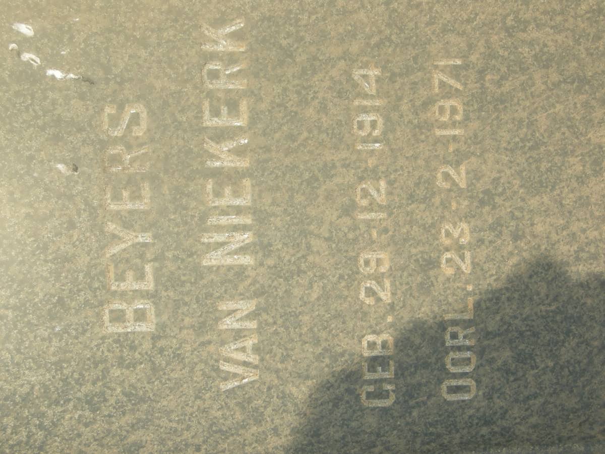 NIEKERK Beyers, van 1914-1971