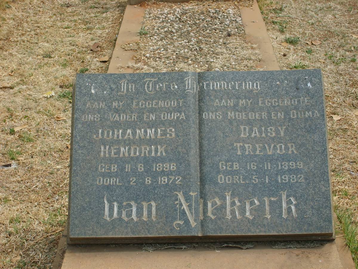 NIEKERK Johannes Hendrik, van 1896-1972 &amp; Daisy Trevor 1899-1982