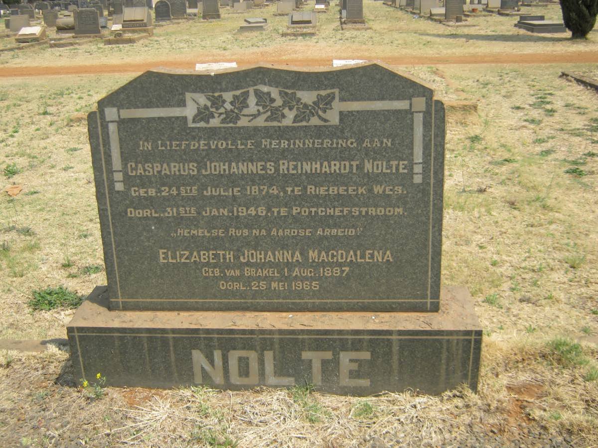 NOLTE Casparus Johannes Reinhardt 1874-1946 &amp; Elizabeth Johanna Magdalena VAN BRAKEL 1887-1965
