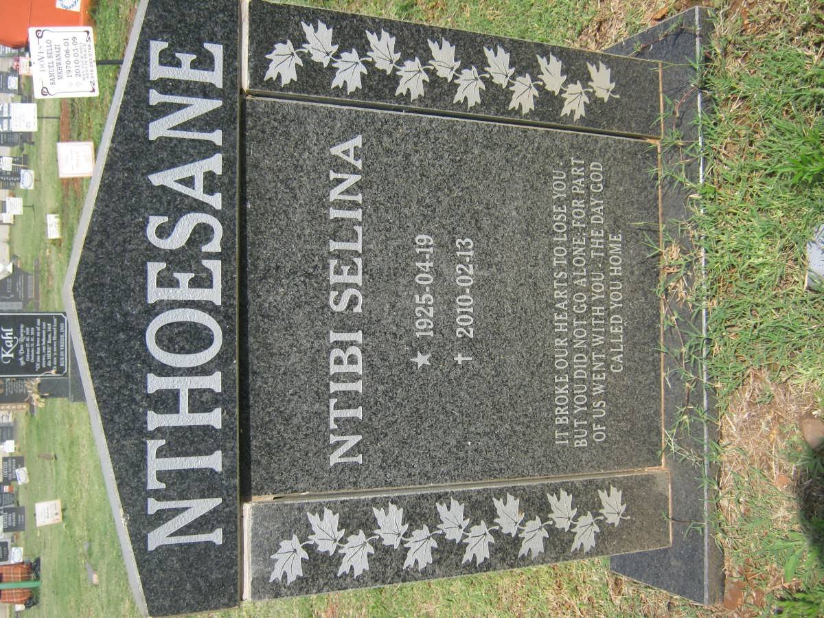 NTHOESANE Ntibi Selina 1925-2010