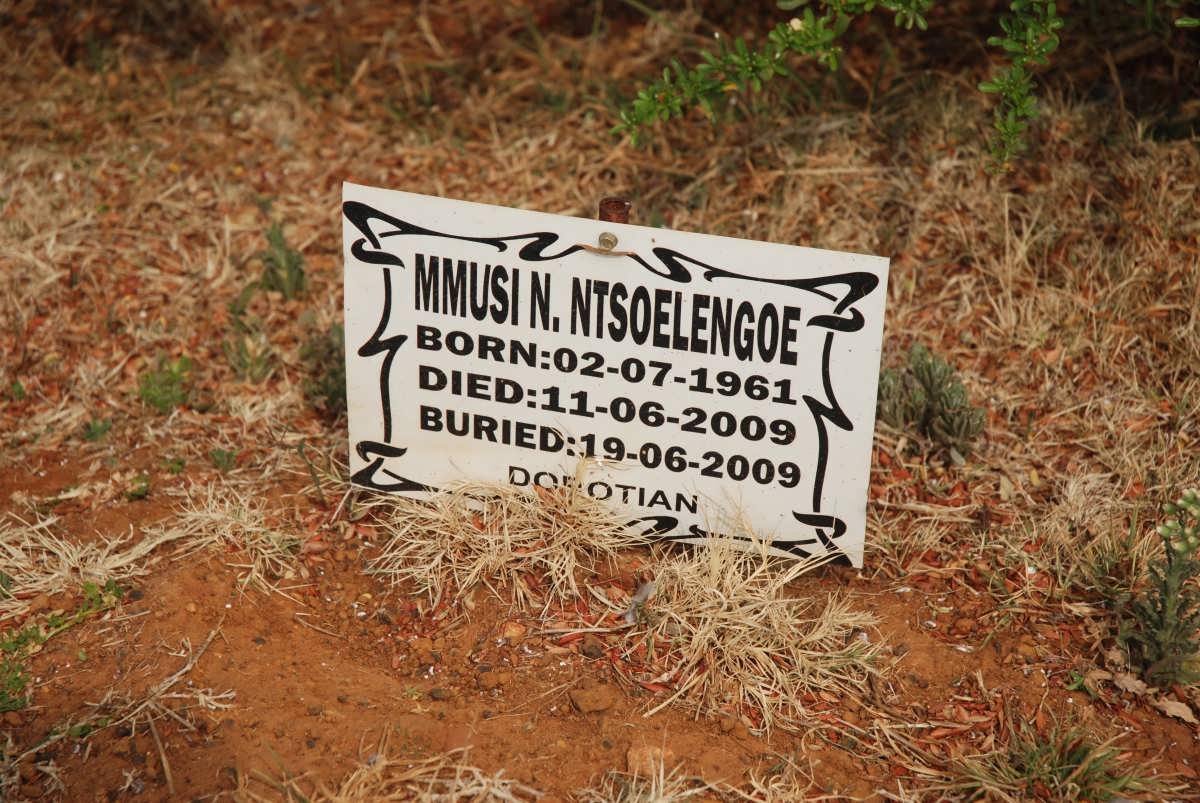 NTSOELENGOE Mmusi N. 1961-2009 
