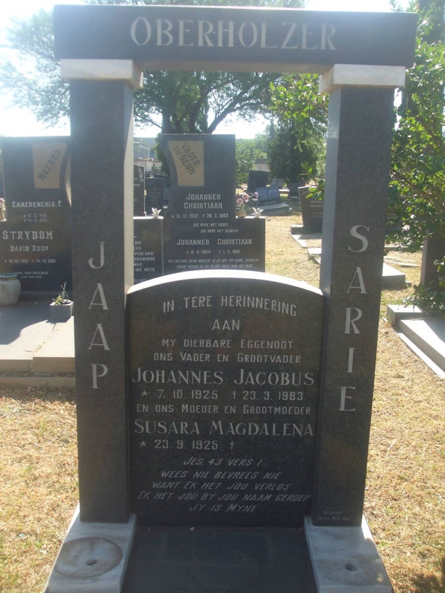 OBERHOLZER Johannes Jacobus 1925-1983 &amp; Susara Magdalena 1925-