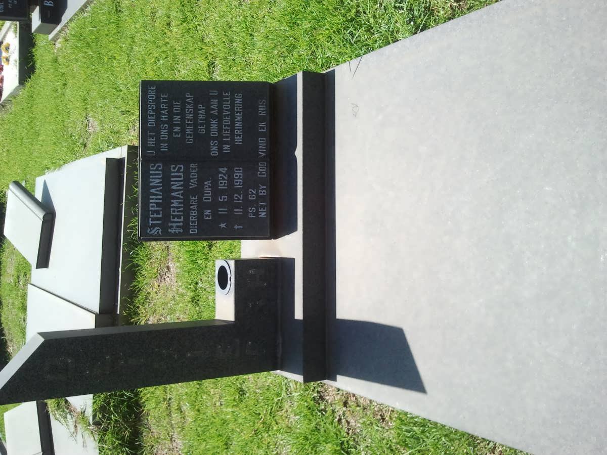 OLIVIER Stephanus Hermanus 1924-1990