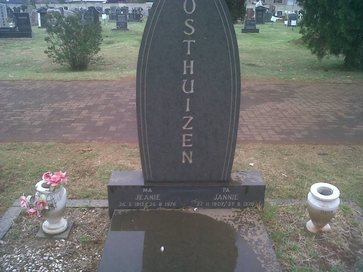 OOSTHUIZEN Jannie 1907-1976 &amp; Jeanie 1912-1976