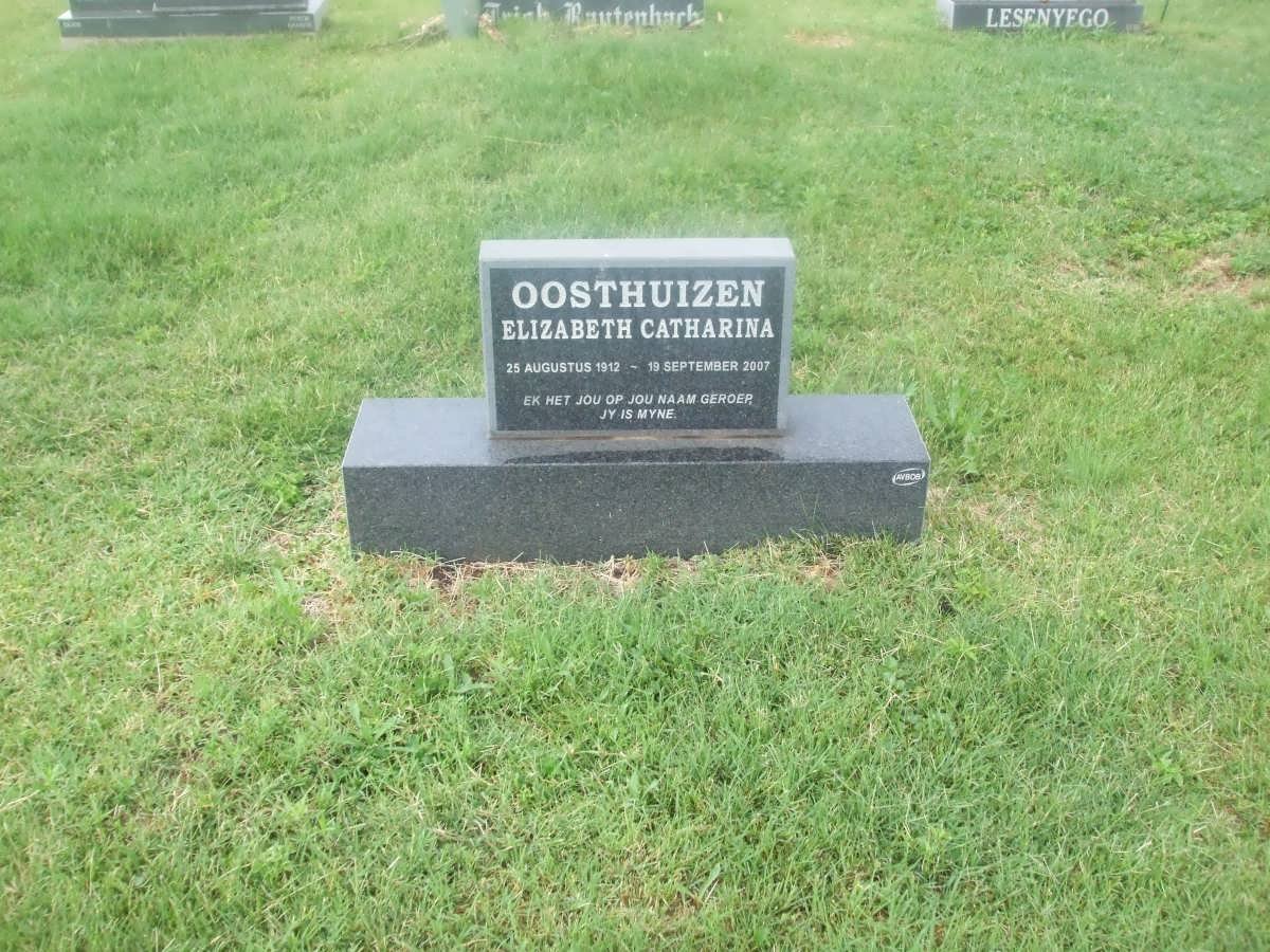 OOSTHUIZEN Elizabeth Catharina 1912-2007