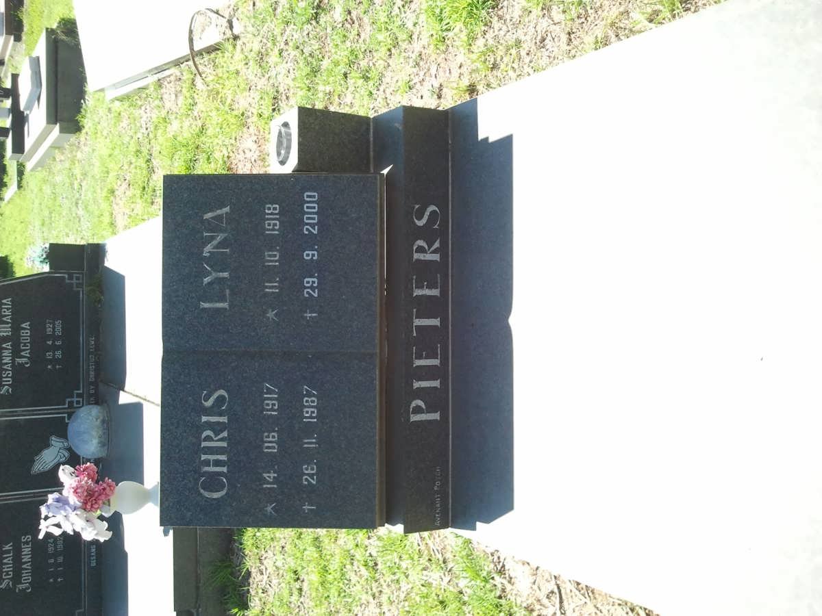 PIETERS Chris 1917-1987 &amp; Lyna 1918-2000
